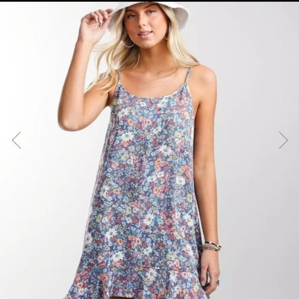 O'Neil Floral Sleeveless Dress Size Medium